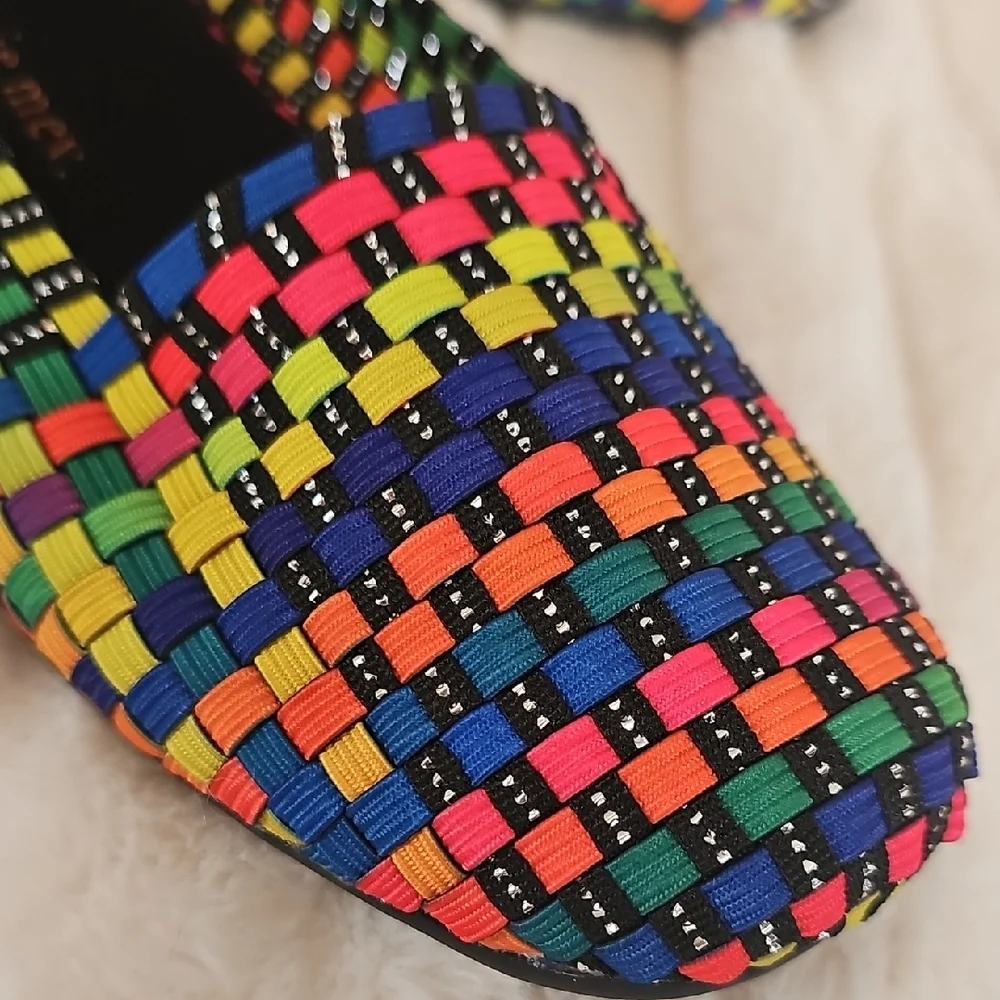 bernie mev. Women's Multicolor Woven Flats